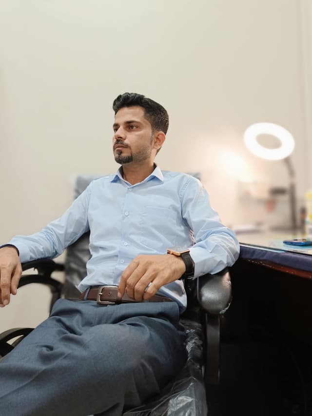 Muhammad Zubair - Software Engineer and Founder of SMS School Management System